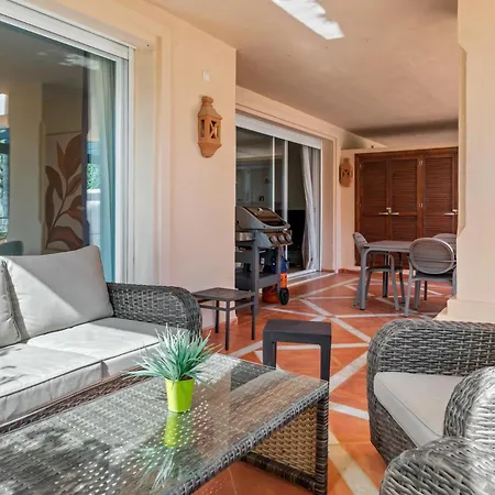 Apartment Albatross Hills *